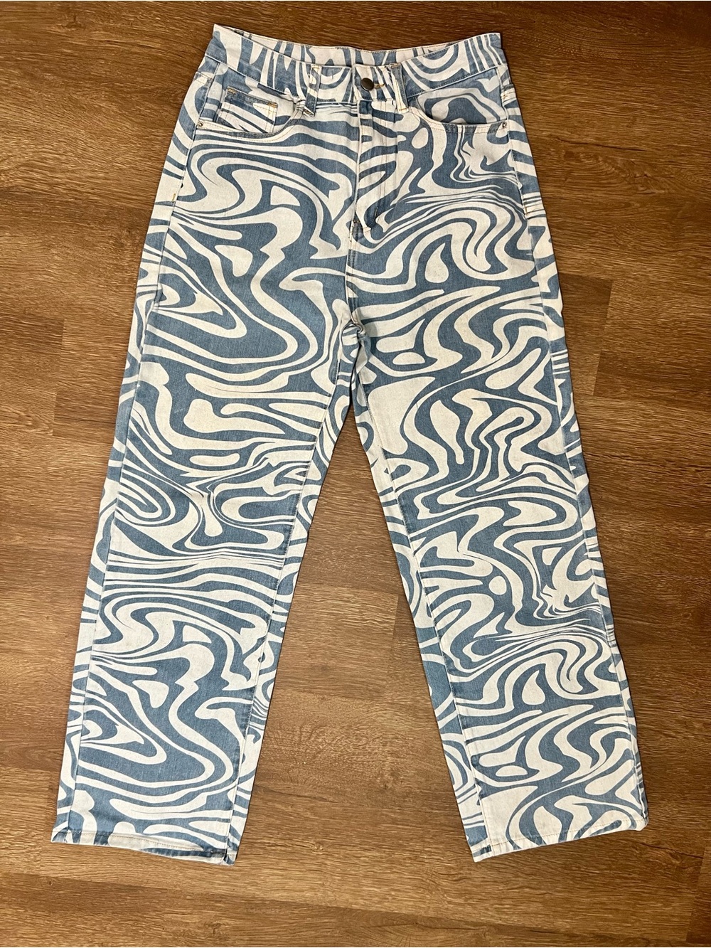 SHEIN Light Blue and White Swirl Pattern Jeans